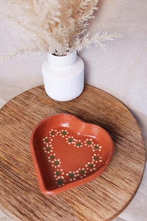 Plato Corazon Barro 14cm