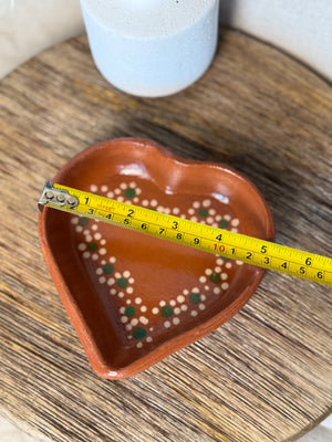 Plato Corazon Barro 20cm